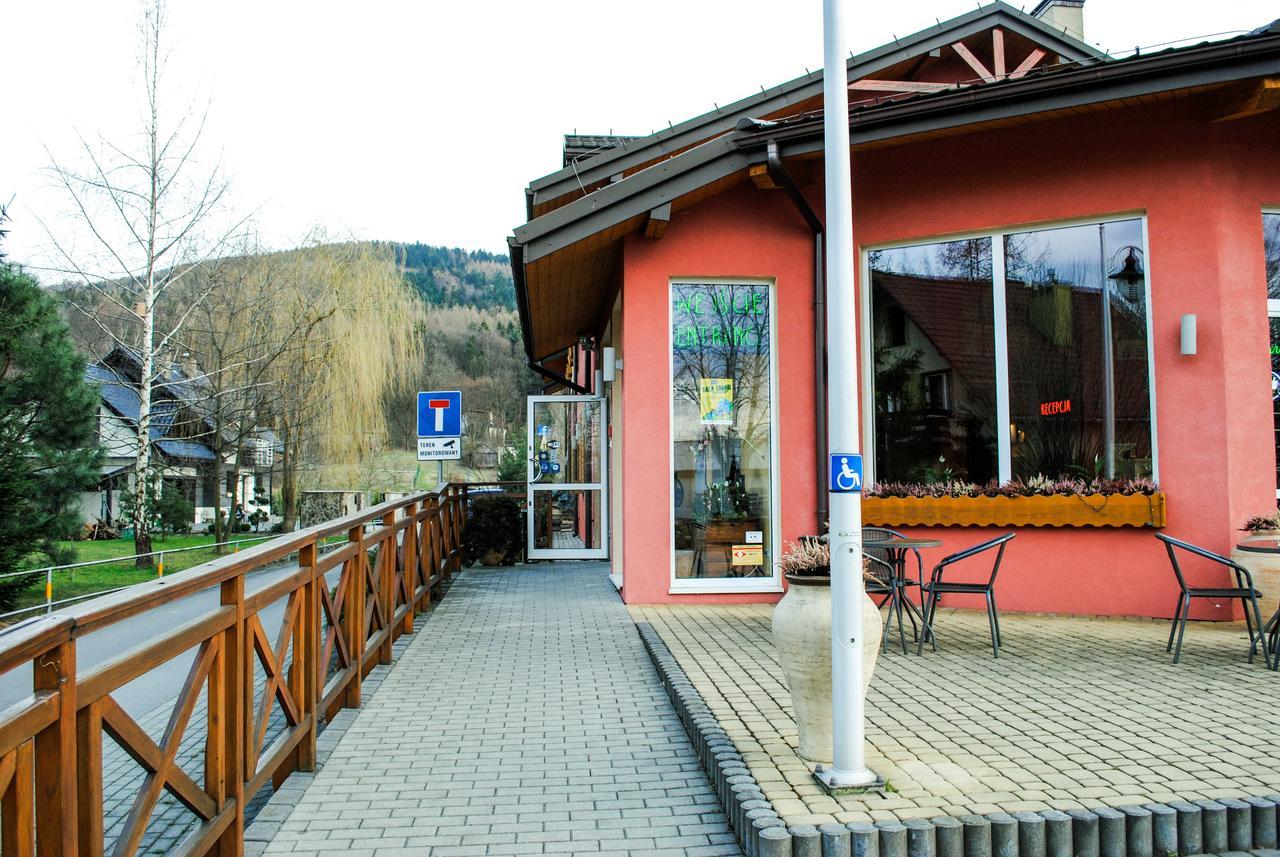 Hotel Krak Мысленице Экстерьер фото